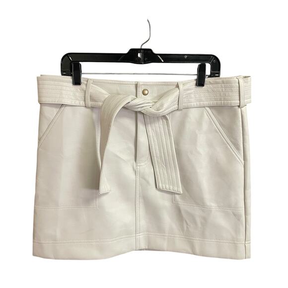 Marie Oliver Vallie Faux Leather Belted Mini Skirt in Cloud Off White Womens 10 - Picture 2 of 6
